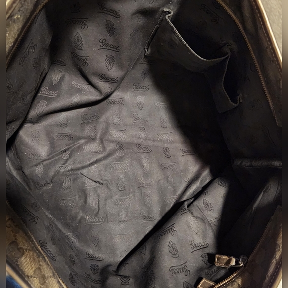 GUCCI Imprime GG Costed Metallic Olive Canvas XL Zip Tote - Picture 9 of 16